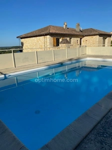 Maison de caractère 5 pièces avec piscine à DOUZAINS (47330)