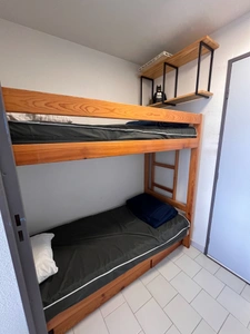 Appartement T2 rénové avec ascenseur à 100 m de la mer au CAP D'AGDE (34)