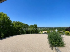 Maison de caractère 5 pièces avec piscine à DOUZAINS (47330)