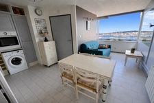 Appartement T2 rénové avec ascenseur à 100 m de la mer au CAP D'AGDE (34)