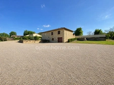 Maison de caractère 5 pièces avec piscine à DOUZAINS (47330)