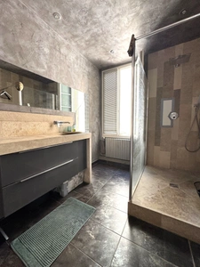 Appartement à vendre 4 pièces 110 m² MONTPELLIER CENTRE HISTORIQUE CANOURGUE