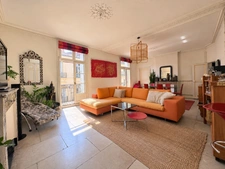 Appartement à vendre 4 pièces MONTPELLIER CENTRE HISTORIQUE (34)- le charme de l'ancien à personnaliser