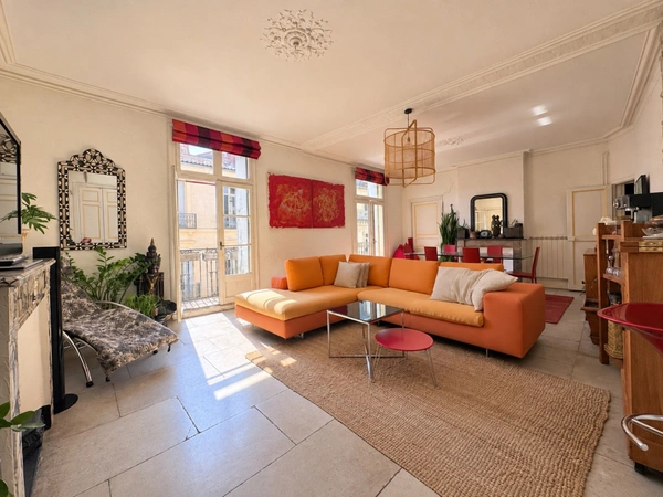 Appartement à vendre 4 pièces MONTPELLIER CENTRE HISTORIQUE (34)- le charme de l'ancien à personnaliser