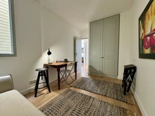 Sète Centre ville Cadre Royal proche quais charmant F3 Rénové de 75m²
