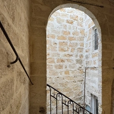 Appartement à vendre 3 pièces MONTPELLIER CENTRE HISTORIQUE (34)- Le charme de l'ancien à personnaliser
