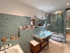 Appartement à vendre 4 pièces MONTPELLIER CENTRE HISTORIQUE (34)- le charme de l'ancien à personnaliser