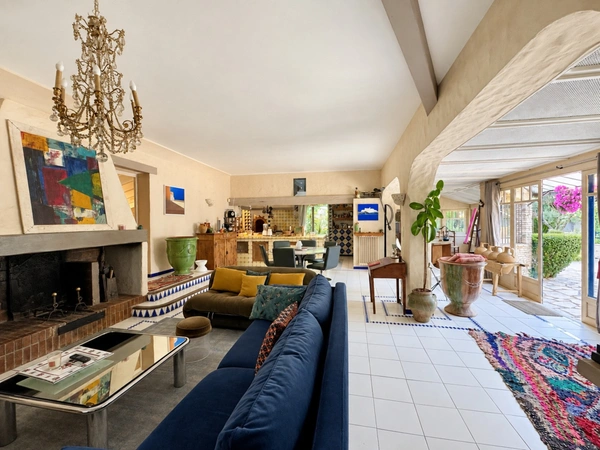 Mas en pierre de plain pied - 250 m²- piscine pool house esprit Ibiza - Montpellier Centre (34) 