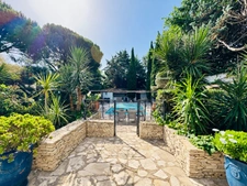 Single-storey stone farmhouse - 250 m² - Ibiza-style pool house - Montpellier Centre (34) 
