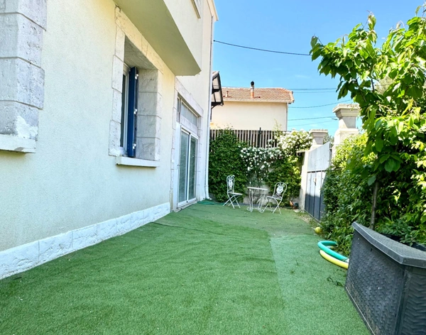 Maison de ville/ immeuble à vendre 12 pièces MONTPELLIER LEPIC (34)
