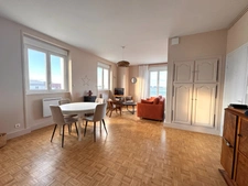 Exceptionnel. Appartement 1 chambre pieds dans l'eau Loctudy
