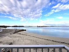 Exceptionnel. Appartement 1 chambre pieds dans l'eau Loctudy