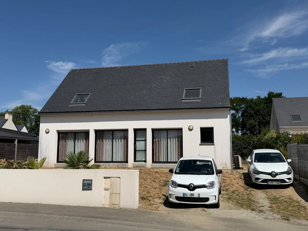🏡 EXCLUSIVITÉ – Maison contemporaine 5 pièces de 139 m² – DPE A – Quimperlé (Kervidanou 4)