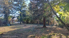 Maison en pierre mitoyenne de 70 m² à rénover entièrement — Terrain de 1 112 m²