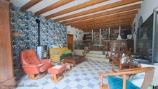 Bâtisse en pierre de 262 m², Cour, jardin cocon, garage & fort potentiel