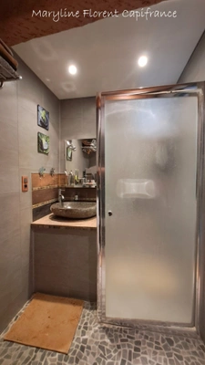 Maison T5 de 105 m² – Cour sans vis-à-vis, Véranda, Terrasse, Garage et dépendance