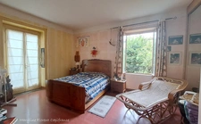 Bâtisse en pierre de 262 m², Cour, jardin cocon, garage & fort potentiel