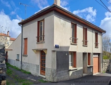 Maison de ville 5 pièces, avec extérieur privatif et garage à vendre (63)