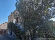 Maison en pierre mitoyenne de 70 m² à rénover entièrement — Terrain de 1 112 m²
