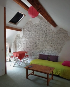 Maison T5 de 105 m² – Cour sans vis-à-vis, Véranda, Terrasse, Garage et dépendance