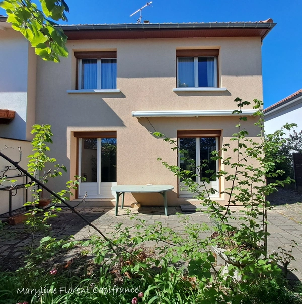 Maison familiale à vendre 5 pièces 
