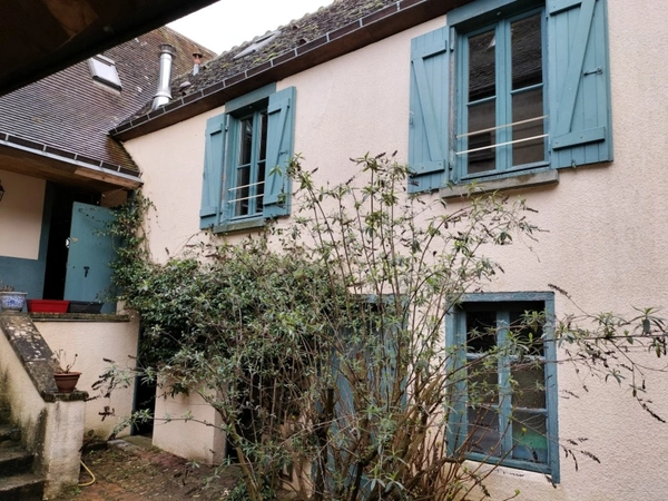Maison à vendre 4 pièces MONTMIRAIL (72)