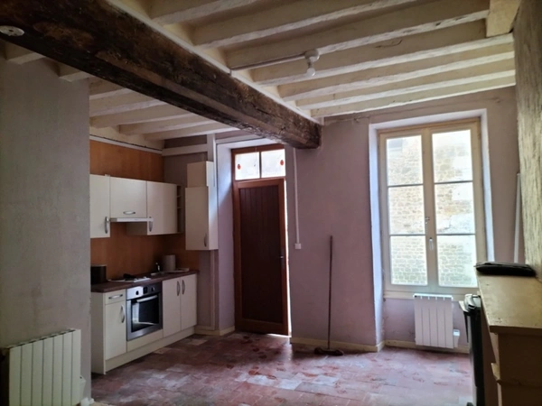 Maison à vendre 2 pièces MONTMIRAIL (72)