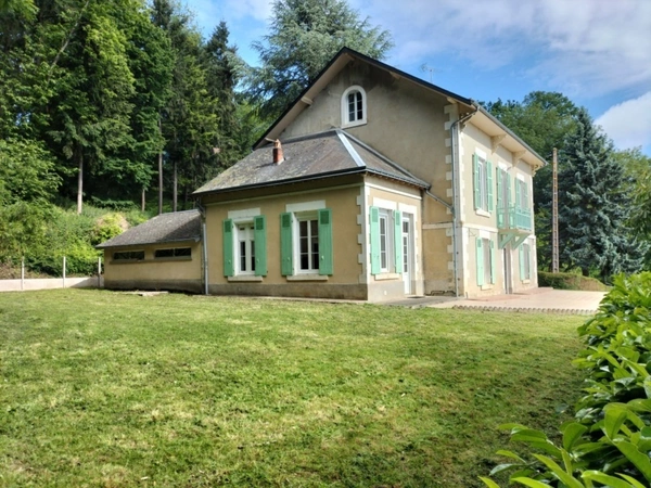 Maison à vendre 7 pièces LA FERTE BERNARD (72)