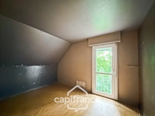 Maison à vendre 6 pièces avec grand terrain arboré – Campagne de Guern