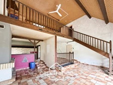 Maison à vendre 6 pièces avec grand terrain arboré – Campagne de Guern