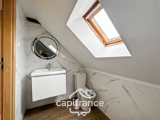 À vendre – Charmante maison rénovée de 87 m² au cœur de la campagne verdoyante de Lanvénégen, à deux pas du Faouët