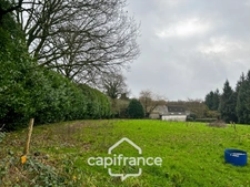 Stone house with outbuildings and large grounds – Wooded and quiet setting – La Motte (22600)