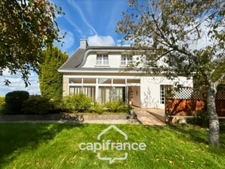 À vendre, sur la commune de Séglien, une maison familiale sur 6000 m2 de terrain
