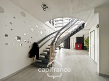 Bien d'exception : Loft familial de 254 m², 6 chambres, terrain clos de 1 900 m²