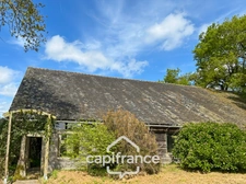 Maison de charme en pierre, rénovée, avec terrain et dépendances – Environnement préservé à Kergrist (56)