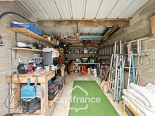 Maison à vendre proche Pontivy – 85 m² – 2 chambres – terrain 807 m² – garage – fort potentiel