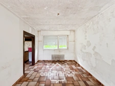 Maison à vendre 6 pièces avec grand terrain arboré – Campagne de Guern
