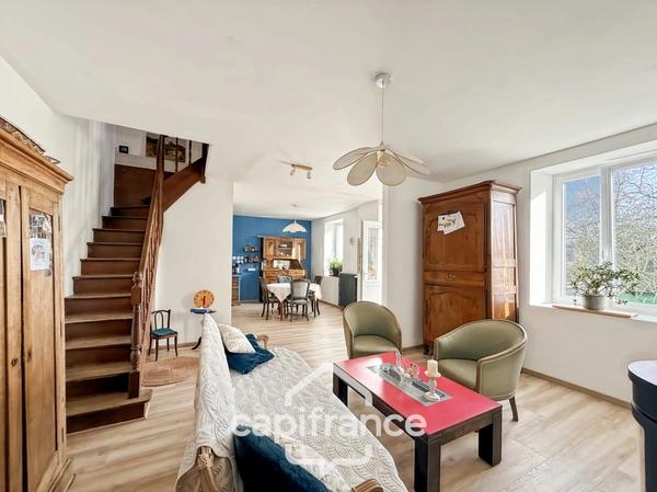 Maison à vendre 3 pièces rénovée avec terrain – Noyal-Pontivy