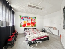 Bien d'exception : Loft familial de 254 m², 6 chambres, terrain clos de 1 900 m²