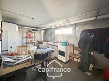 Maison néo-bretonne 8 pièces – 140 m² habitables – Terrain clos 1019 m² – Garage – Hangar camping-car – Saint-Gonnery