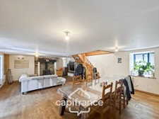 LONGÈRE – 90,6 M² HABITABLES – 2 CHAMBRES – TERRAIN DE 840 M² – GARAGE, CARPORT ET DÉPENDANCE – POTENTIEL D'AGRANDISSEMENT – CRÉDIN