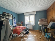 Maison néo-bretonne 8 pièces – 140 m² habitables – Terrain clos 1019 m² – Garage – Hangar camping-car – Saint-Gonnery