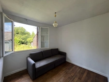 Maison de plain-pied 3 chambres avec sous-sol complet et jardin – Plémet
