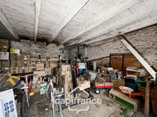 Authentique maison en pierre 10 pièces 220m² avec dépendances et parc arboré
