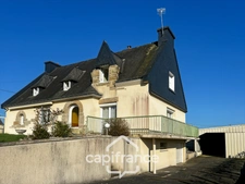 Maison néo-bretonne 8 pièces – 140 m² habitables – Terrain clos 1019 m² – Garage – Hangar camping-car – Saint-Gonnery