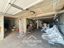 Maison néo-bretonne 8 pièces – 140 m² habitables – Terrain clos 1019 m² – Garage – Hangar camping-car – Saint-Gonnery