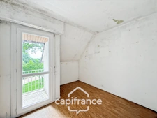 Maison à vendre 6 pièces avec grand terrain arboré – Campagne de Guern