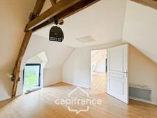 Renovated stone house – 300 m² of living space – 10 rooms – 2,800 m² plot – Réguiny – Garage – Single-storey living