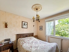 PROPERTY COMPRISING A HOUSE, A 360 M² SHED, NUMEROUS OUTBUILDINGS AND 6,280 M² OF LAND – SET IN NATURAL SURROUNDINGS IN KERFOURN, NEAR PONTIVY