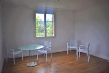 Maison de plain-pied 3 chambres avec sous-sol complet et jardin – Plémet